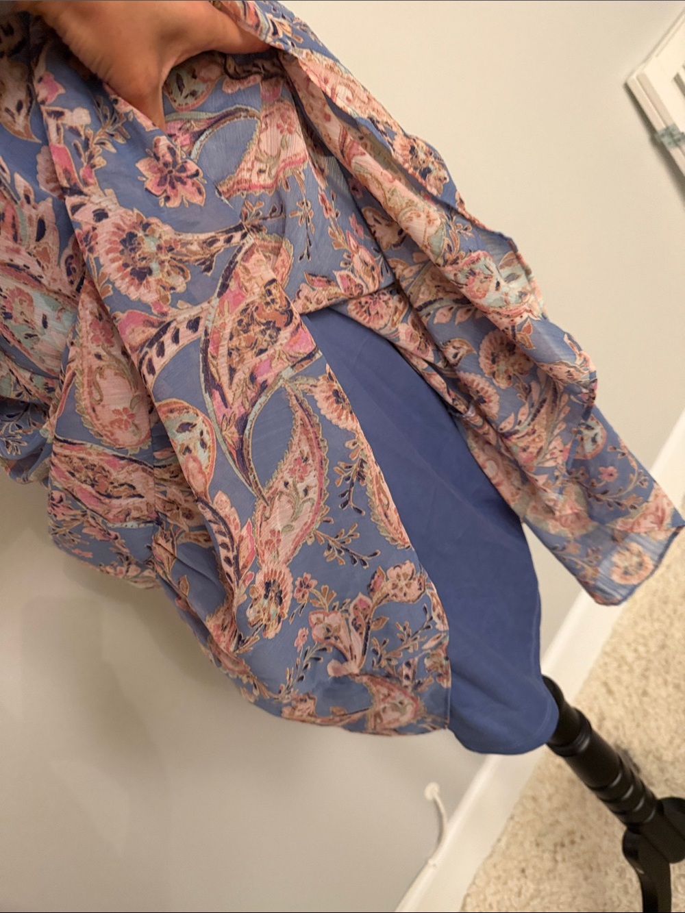 Medium dress. Above knees - Picture 6 of 6